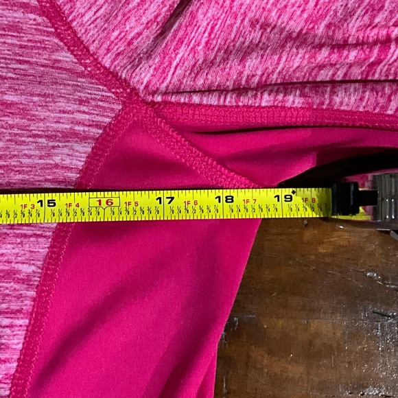 Danskin Women’s Red Long Sleeve Athletic Top Sz M - Picture 5 of 6